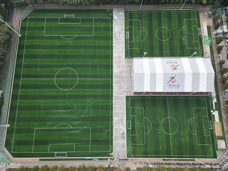 مركز Shijiazhuang  لتدريب كرة القدم للشباب