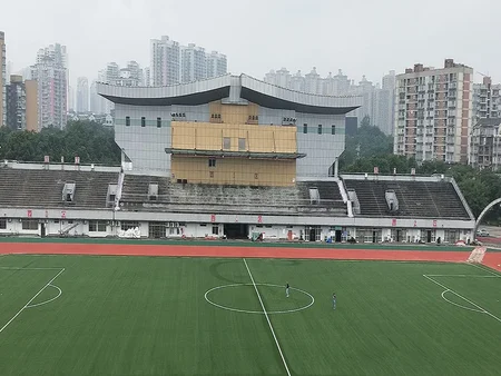 مركز Chongqing Changshou  الرياضي