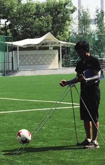اختبار الكفاءة والأداء للملاعب الرياضية